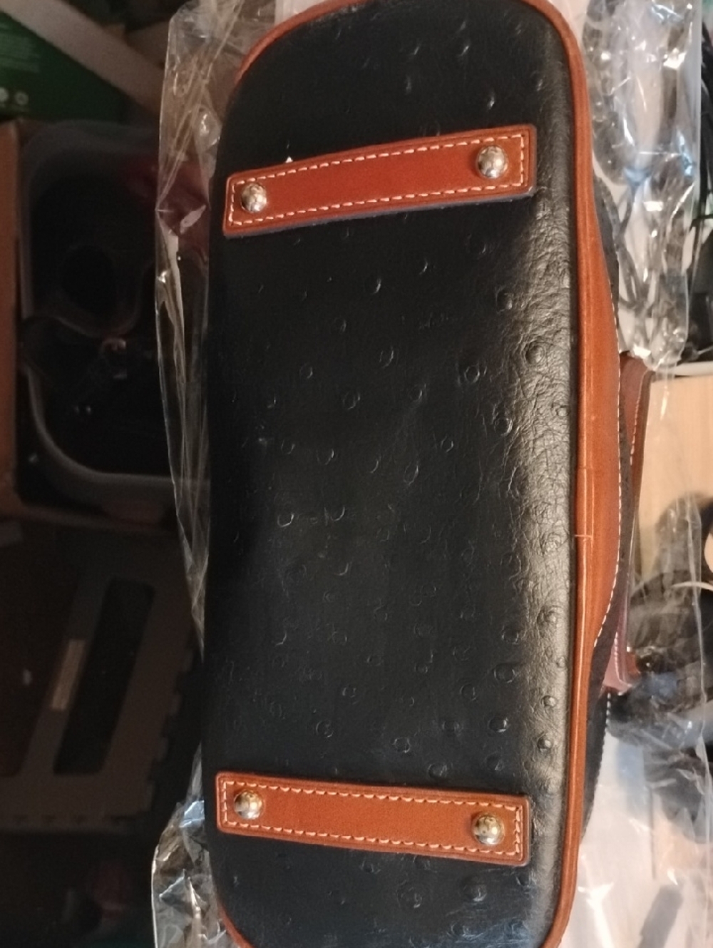 E-121 DOONEY&BOURKE OSTRITCH ZIP ZIP SATCHEL W/MATCHING WALLET - Picture 16 of 16
